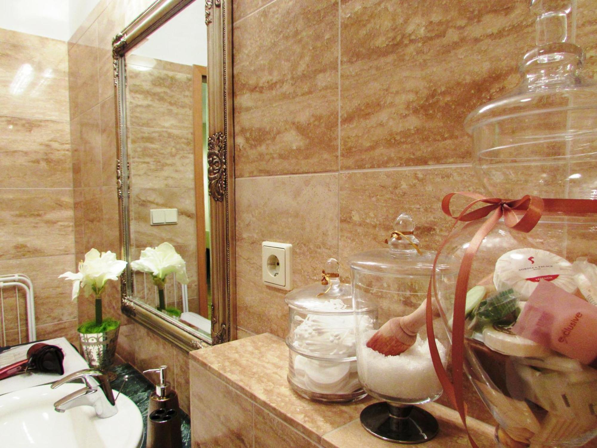 Colours Apartments Superior With Free Parking Βουδαπέστη Εξωτερικό φωτογραφία